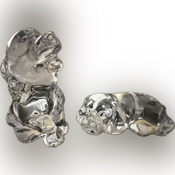 Stunning Silver and Clear Crystal Ring - Picture 8 of 11